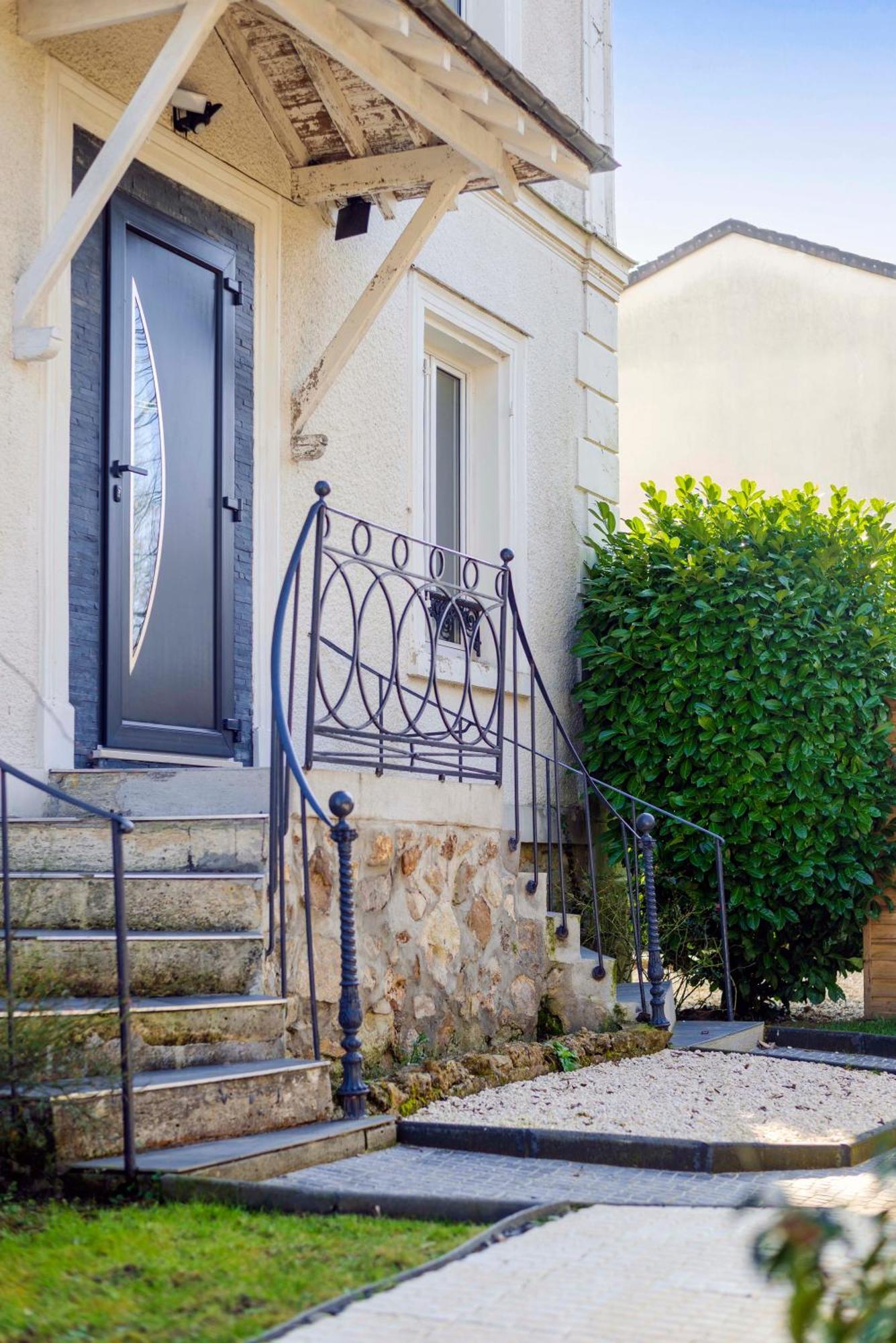 Jungle - Magnifique Appartement Avec Parking Prive - Paris-Disney & Cdg A 25 Minutes Pomponne 외부 사진
